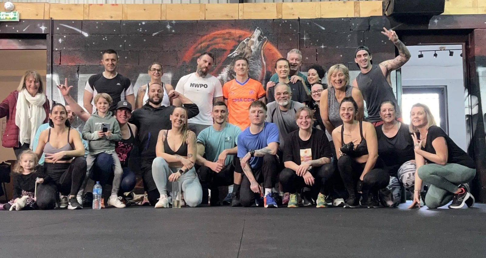 Les adhérents TeamWolf réunis à la box de Saint-Martin-de-Crau.